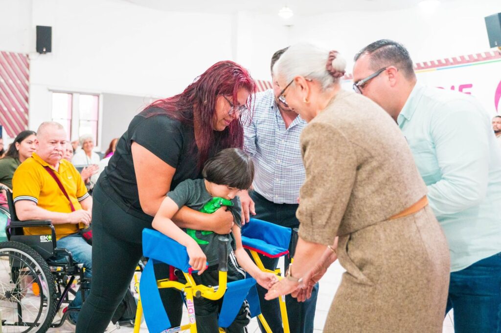 Transforma Beatriz Estrada la vida de personas con discapacidad