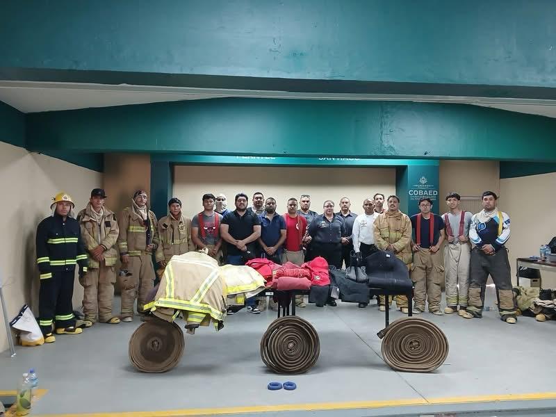 Bomberos de Santiago Papasquiaro se capacitan en incendios estructurales y búsqueda y rescate