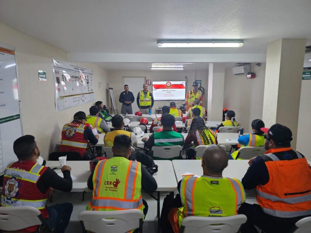 Concluye curso de técnico de «Rescate Vertical Nivel I» en Santiago Papasquiaro