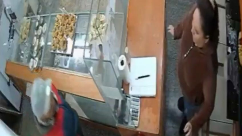 VIDEO: Entra a pedir limosna y termina asaltando una panadería