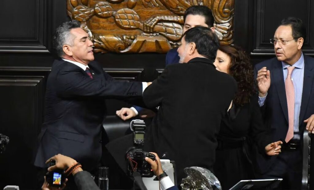 Noroña denunciará penalmente a Alito Moreno por lesiones