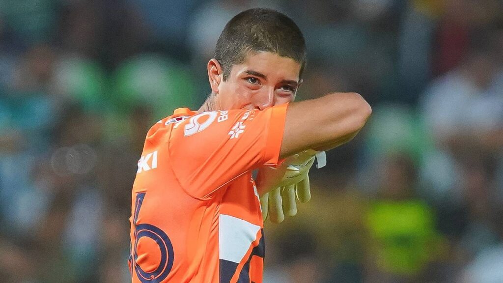 Parra ira a la selección a pesar de sus errores en el máximo circuito.
