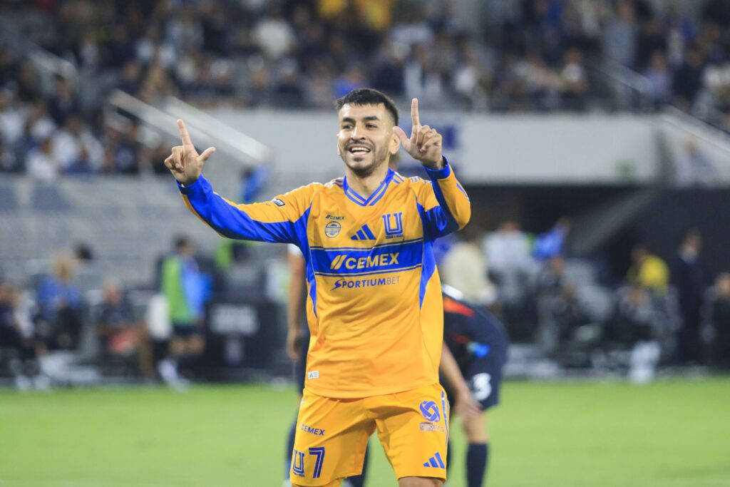 Con doblete de Correa, Tigres se mantiene invicto en la Legueas Cup