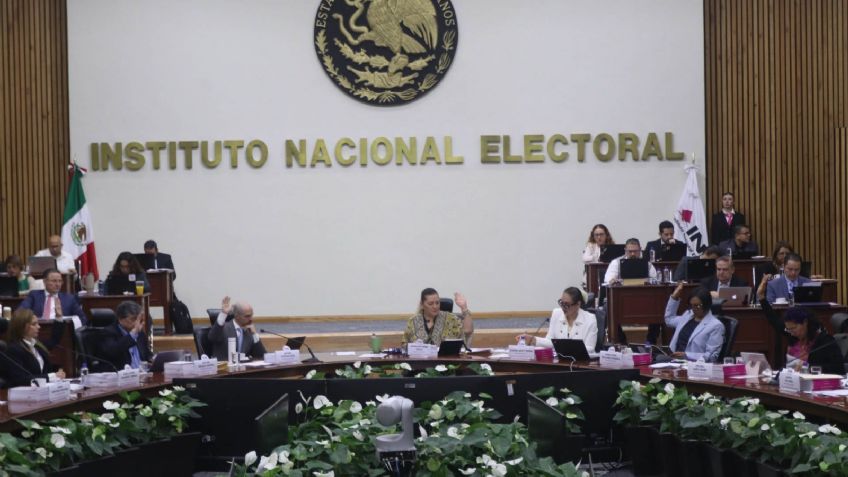 INE entrega 45 constancias para magistraturas y juzgados, tras orden del TEPJF