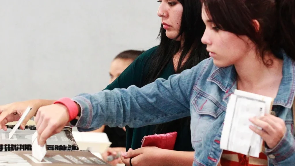 Propuesta de voto a los 16 Años: Un debate que divide opiniones políticas en Durango