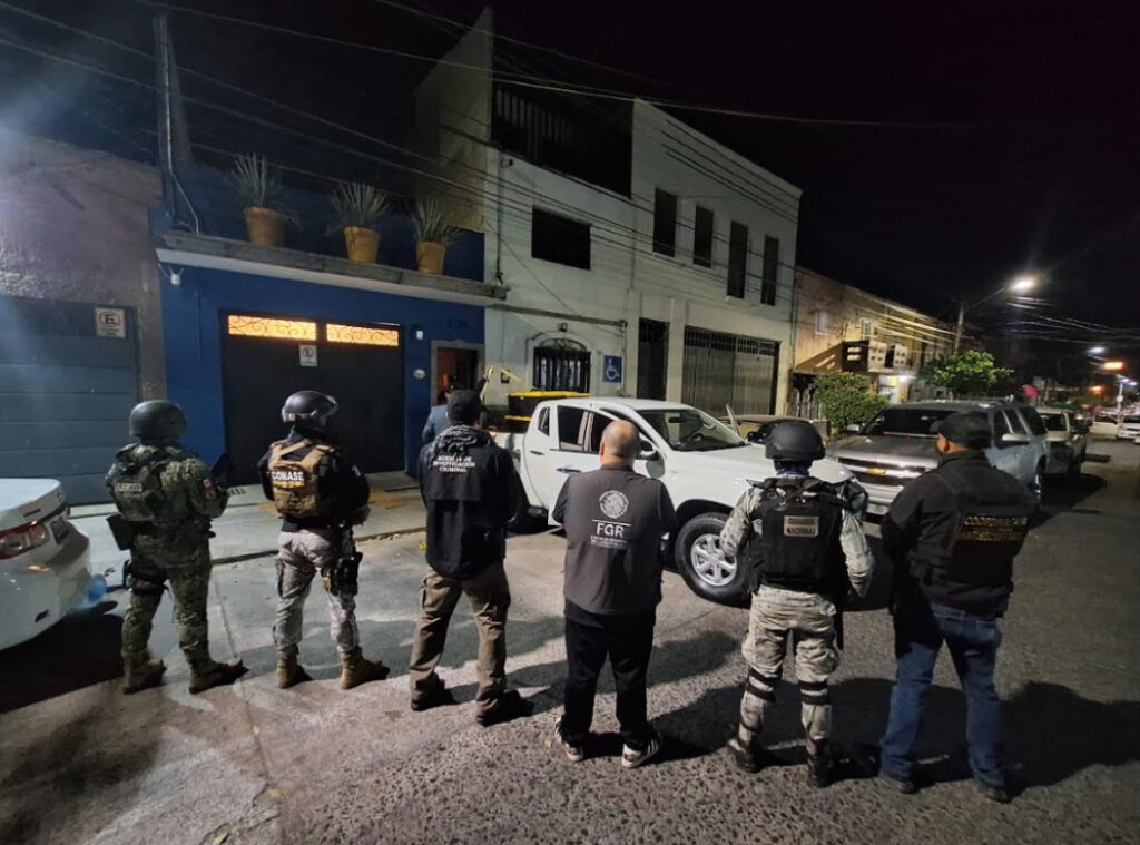 FGR desmantela fábrica clandestina de tequila en Tlaquepaque