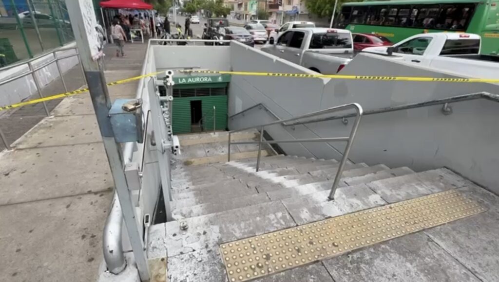 Muere hombre en la estación La Aurora del Tren Ligero