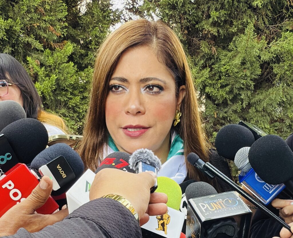 Sin denuncias por cuotas escolares en la CEDHD, la educación es un derecho fundamental: Karla Obregón