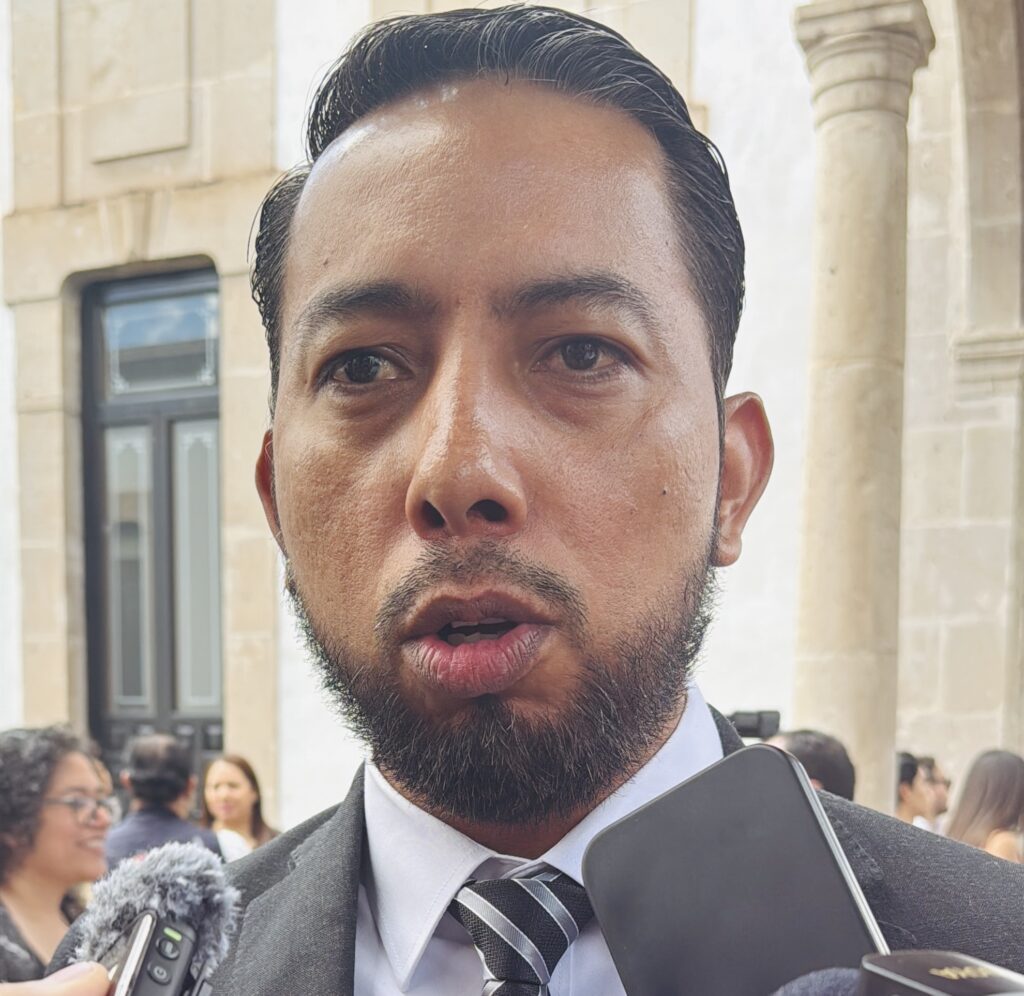 20 personas al mes, cambian su vida con apoyo de Seguridad Pública: Miguel González