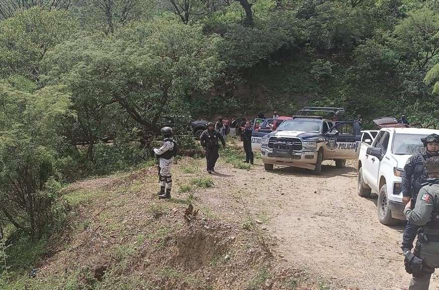 Hallan cuatro cuerpos calcinados en Moris