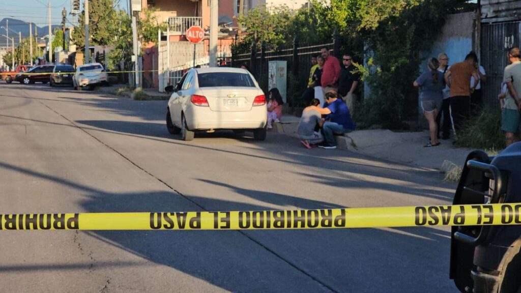 Muere mujer en plena vía pública en Chihuahua
