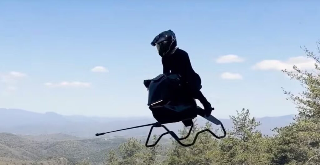 Airbike: la moto voladora que desafía la gravedad y cuesta una fortuna ¿lista para volar?