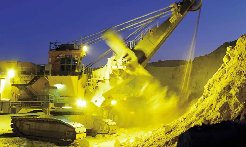 Industria de Durango cae 13.6% anual en abril: INEGI; manufactura y minería, sectores más afectados