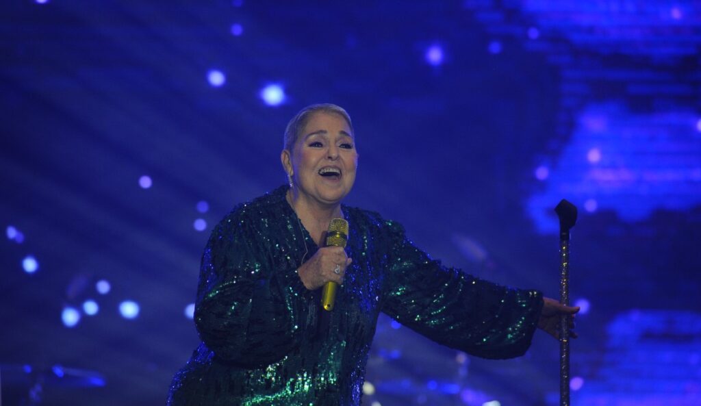 Lupita D’Alessio anuncia su retiro definitivo de los escenarios