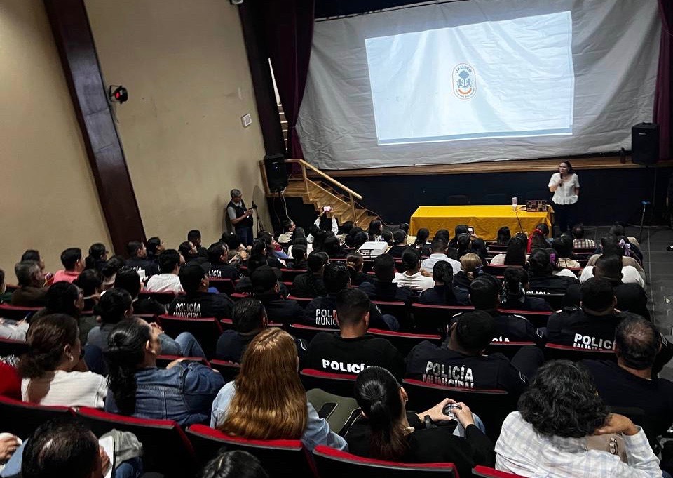SIPINNA Jalisco capacita a servidores públicos de la Región Valles