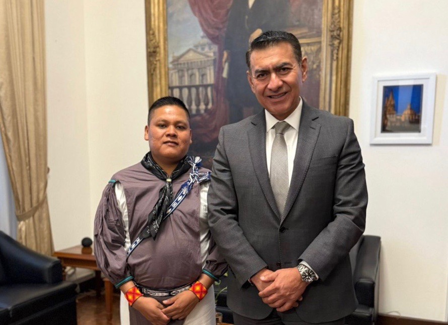 Camerino Sánchez Carrillo asume la titularidad de la Comisión Estatal Indígena