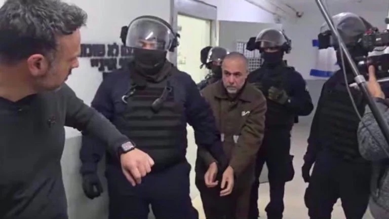 Mantienen secuestrados a médicos palestinos, viven tortura y maltrato psicológico