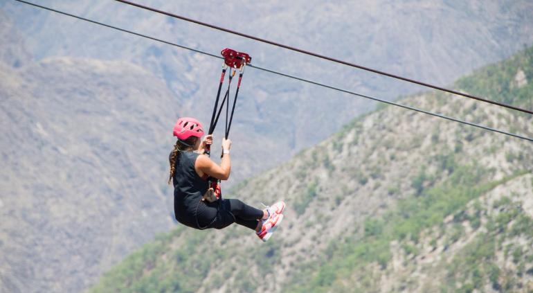Regresan las tirolesas en el Parque Barrancas a partir de hoy