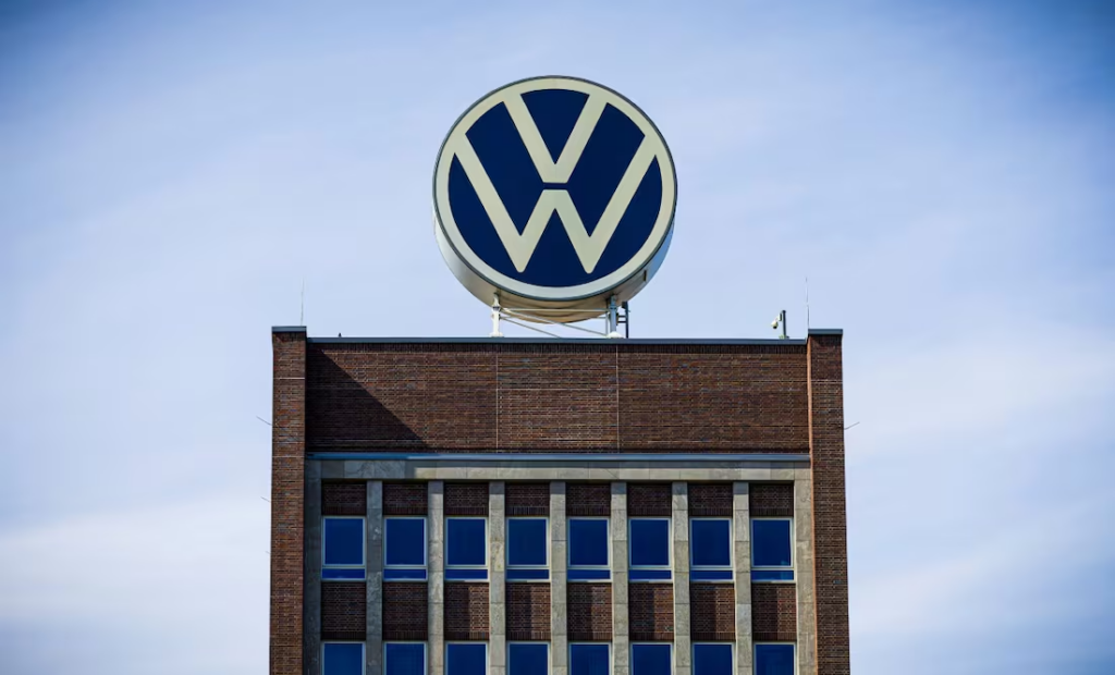 Condenan a Volkswagen por esclavizar a sus trabajadores en Brasil