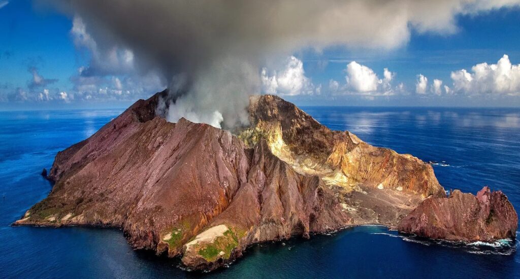 Cuál es el volcán que “avisa” antes de entrar en erupción y cuándo lo hará