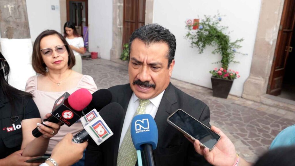 Inspectores municipales retiraba alrededor de 4 comerciantes diarios al exterior de la feria