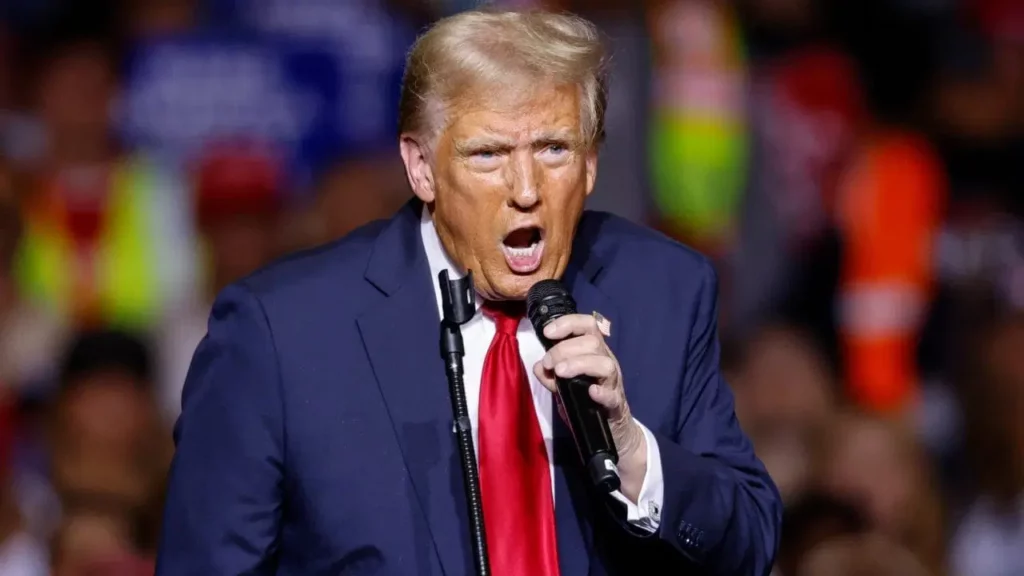 Trump ordena el despliegue de submarinos nucleares como respuesta a Rusia