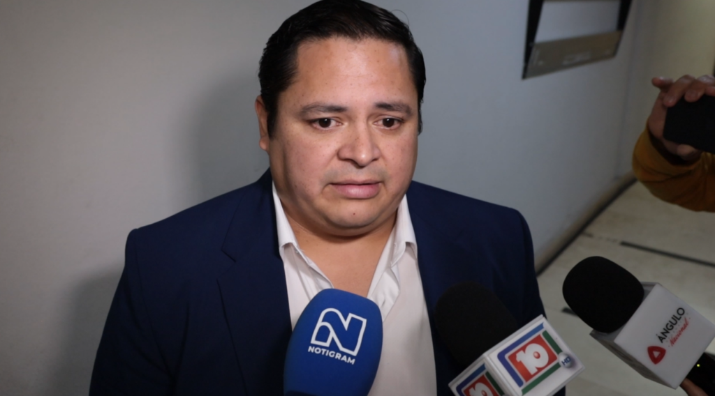 Diputado Octavio Adame busca diálogo con transportistas amenazados