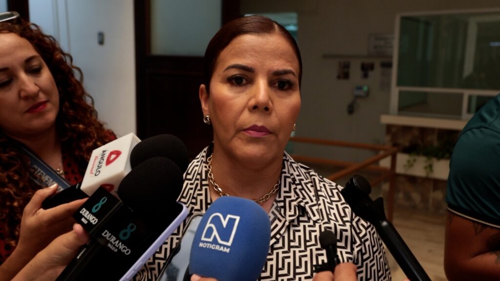 Diputada acusa a alcaldesa de Canatlán de ausentismo y dejar obras inconclusas