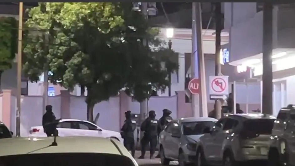 Suman seis muertos en Culiacán por atentados armados a hospitales