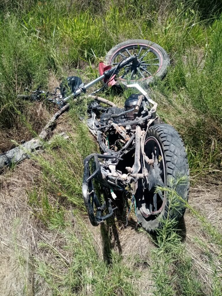 Un motociclista murió en choque contra camioneta