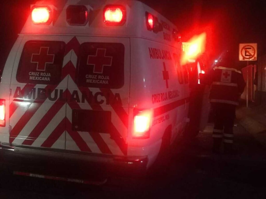 Mujer herida tras ser arrastrada con un vehículo