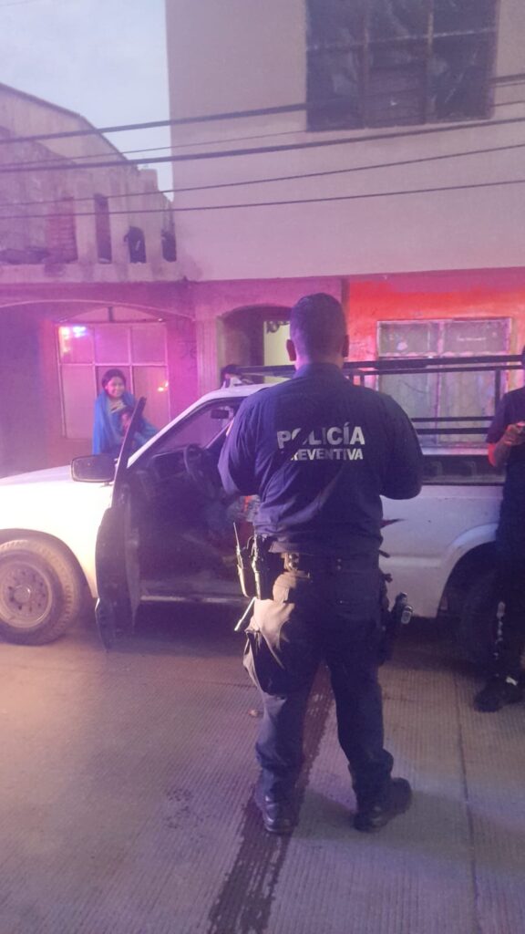 Hallan sin vida dentro de un vehículo a un varón
