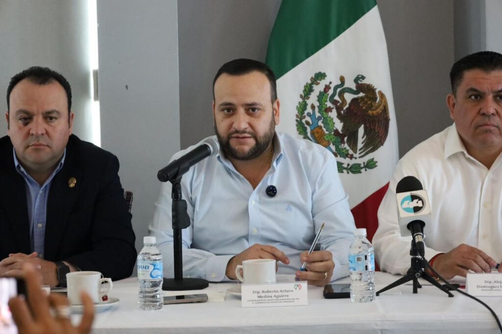 Va PRI a Presidencia del Congreso luego de siete años de no ocuparla; “Acuerdos sí; politiquería no”, anticipa Arturo Medina.