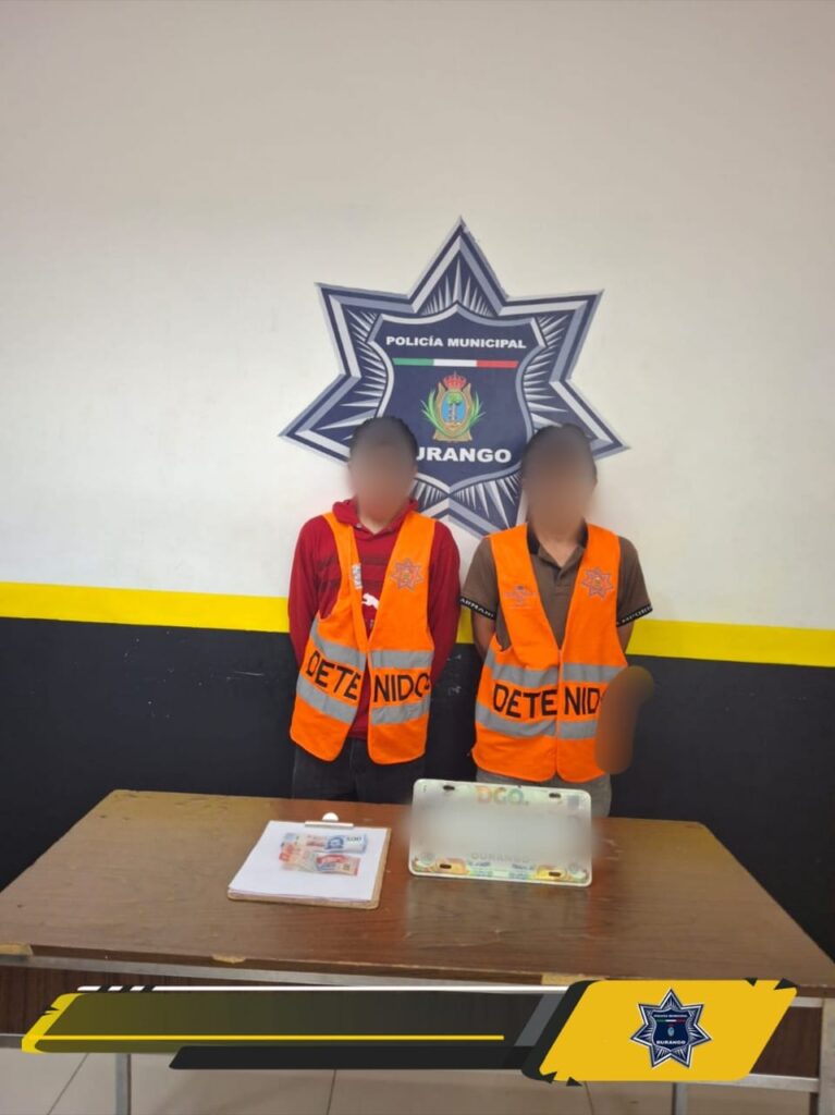 Roban placas y piden dinero por regresarlas
