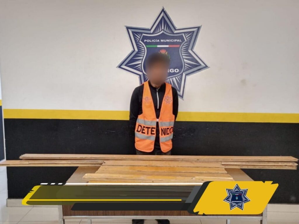 Robaba madera de un negocio cuando lo descubrieron