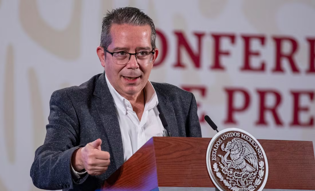 Sheinbaum propone ratificar a Jenaro Villamil como titular del SPREM por cinco años