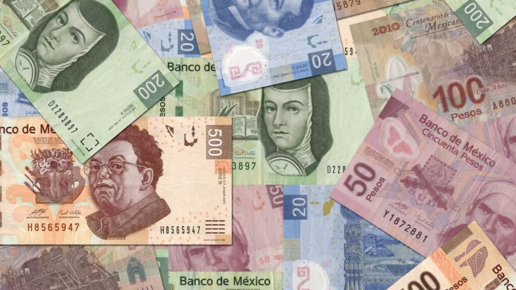 Banxico retira de circulación billetes y monedas antiguos