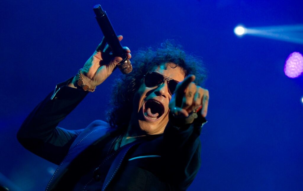 Enrique Bunbury será inducido en el Salón de la Fama de Compositores Latinos