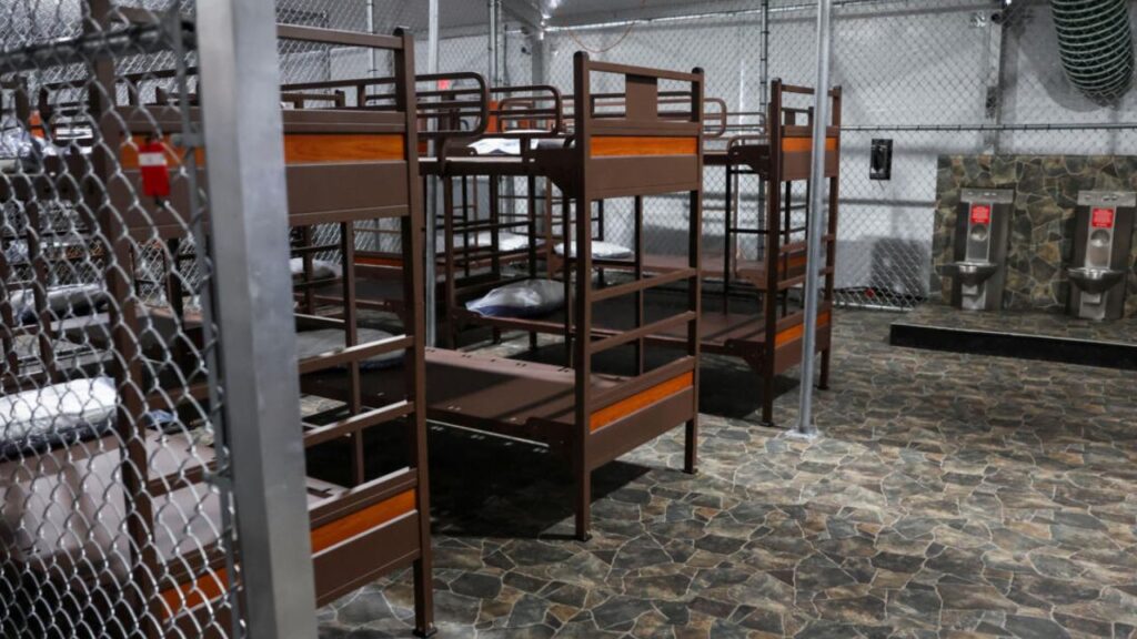 Jueza frena expansión del ‘Alcatraz de los Caimanes’ por daño ambiental