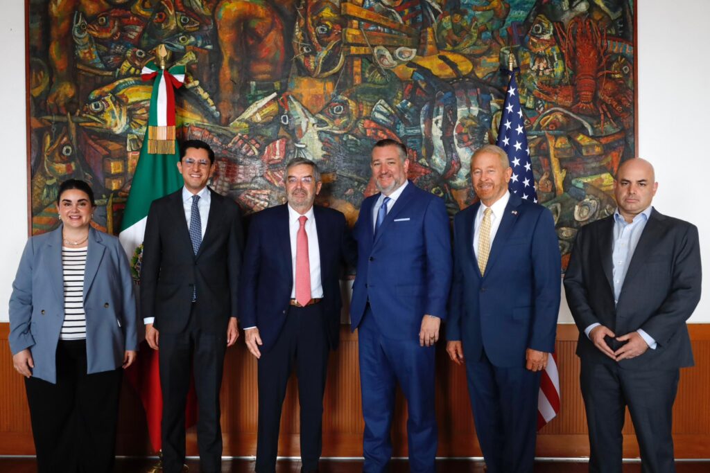 Juan Ramón de la Fuente se reúne con Ted Cruz; hablaron sobre seguridad y economía