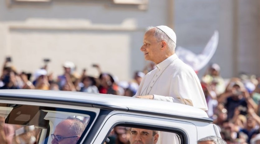 El Papa León XIV canta Cielito Lindo en la Plaza San Pedro