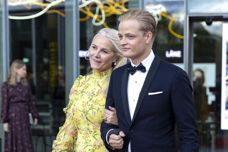 Marius Borg, hijo de la princesa de Noruega, será juzgado por cargos de v¡olac¡ón