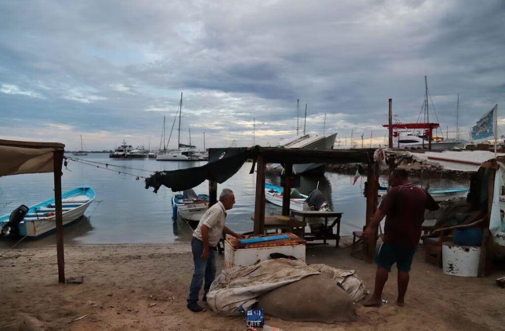Lorena se degrada a tormenta tropical, pero continuarán lluvias