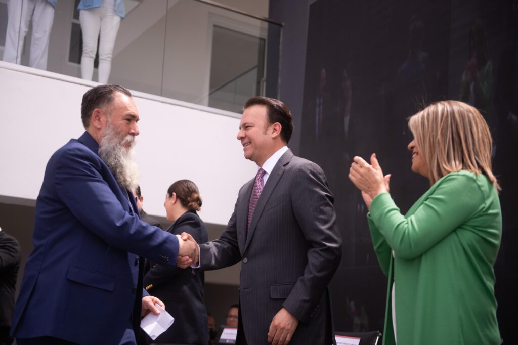 Con inversiones históricas y programas innovadores, Esteban Villegas impulsa una transformación educativa en Durango