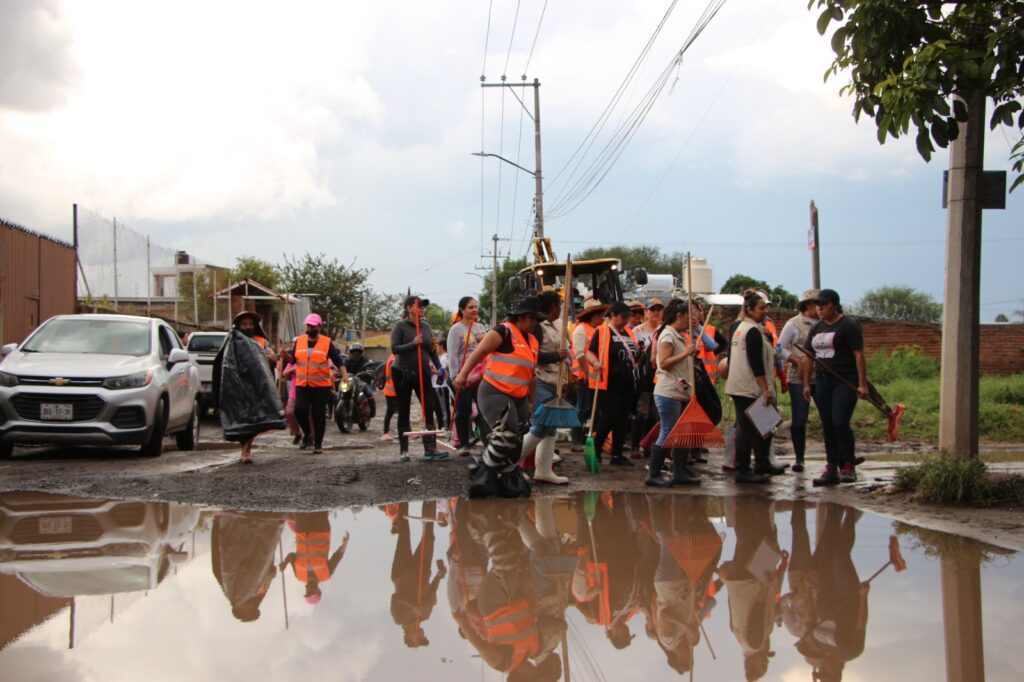 Tlajomulco activa macrobrigadas tras inundaciones por desbordamiento del Arroyo Seco