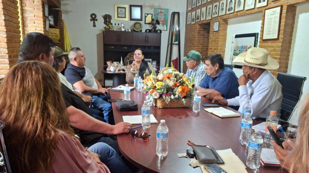 Nombre de Dios impulsa alianza con ejidatarios para potenciar El Saltito
