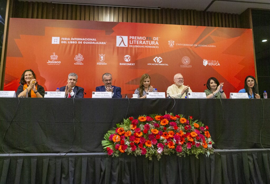 Amin Maalouf, ganador del Premio FIL de Literatura en Lenguas Romances 2025