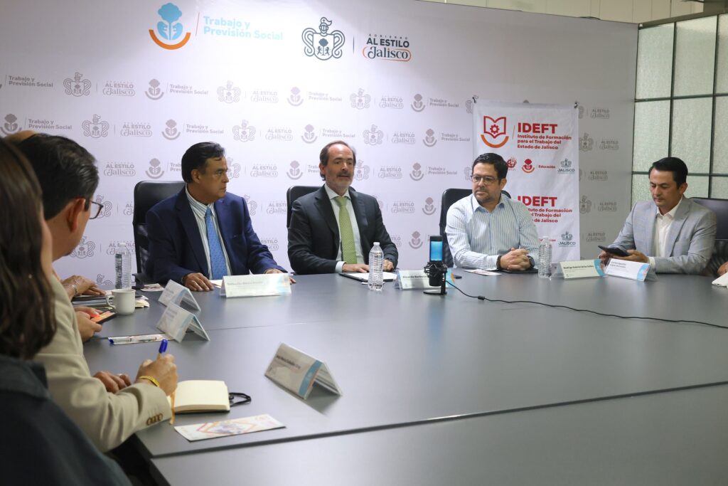 Gobierno de Jalisco impulsa convenio para fortalecer la capacitación laboral