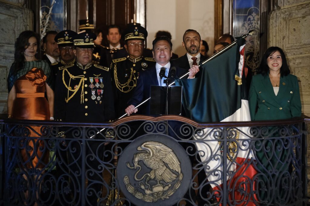 Pablo Lemus encabeza “El Grito al estilo Jalisco” con saldo blanco y 70 mil asistentes en Guadalajara