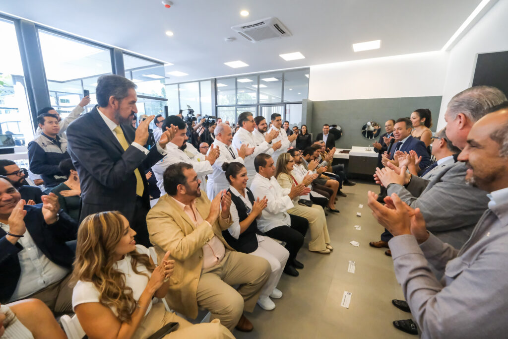 Gobernador Lemus entrega nuevos quirófanos y áreas renovadas en el Hospital General de Occidente